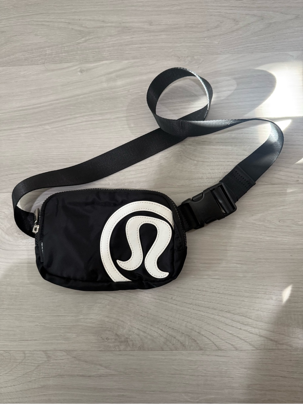 NWOT lululemon Black Everywhere Belt Bag Fanny Pack Crossbody